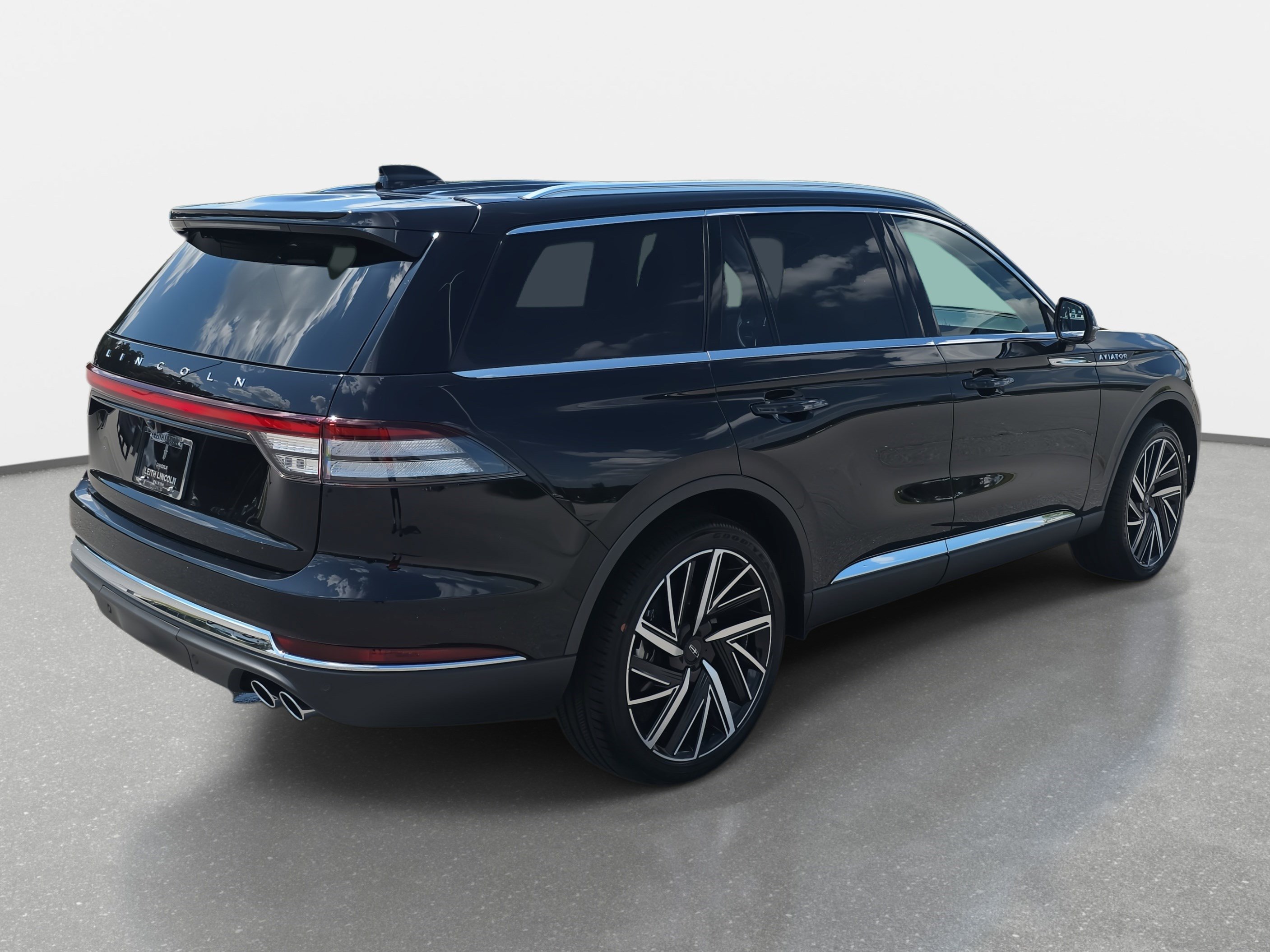 New 2025 Lincoln Aviator Reserve w/ Equipment Group 201A image 5