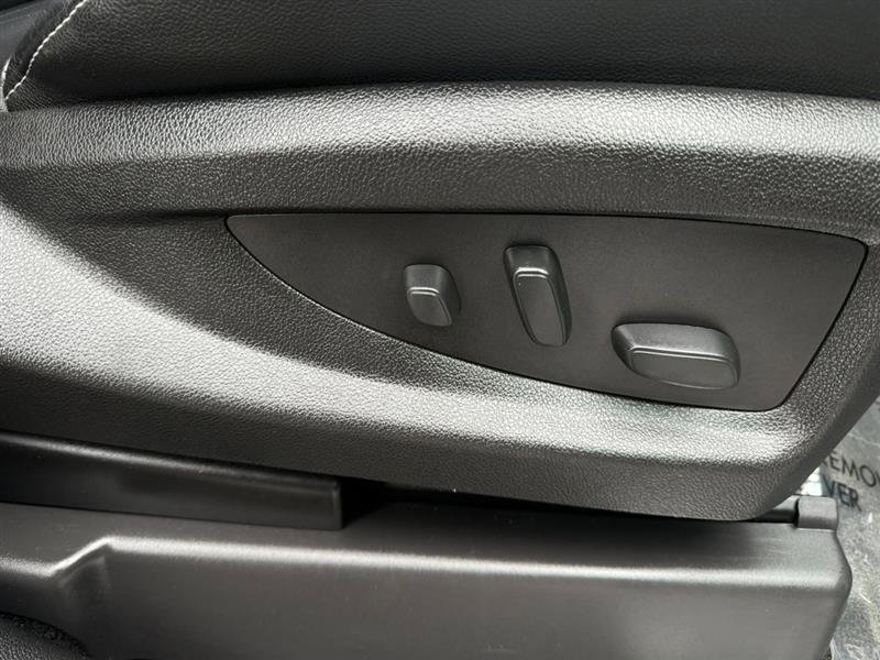 Used 2018 Chevrolet Tahoe LT w/ Luxury Package image 20