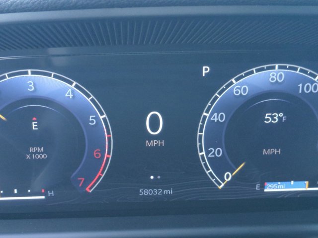 Used 2024 Jeep Wagoneer Series II w/ Flexible Seating Group image 11