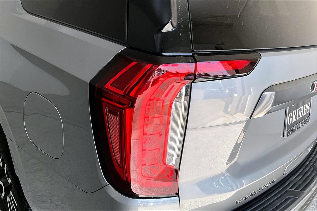 Used 2023 GMC Yukon AT4 AWD/4WD image 37