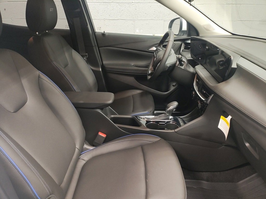 New 2026 Buick Encore GX Sport Touring w/ Comfort Package image 7