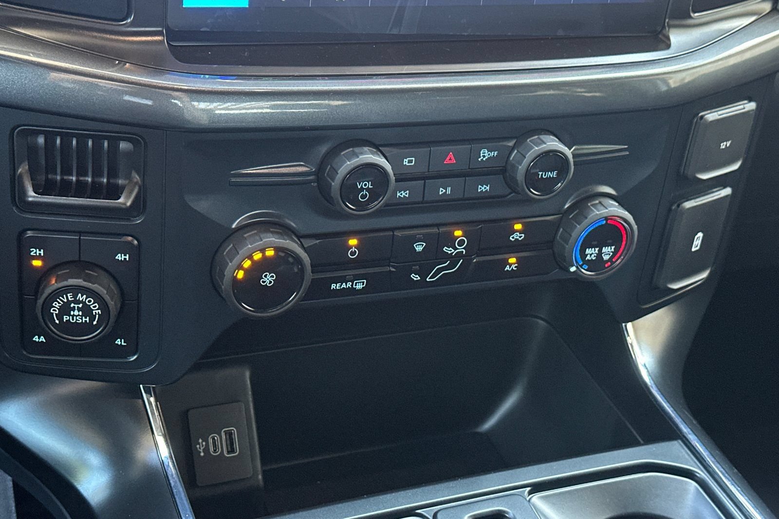 New 2026 Ford F150 STX w/ F-150 LOBO Package AWD/4WD image 19