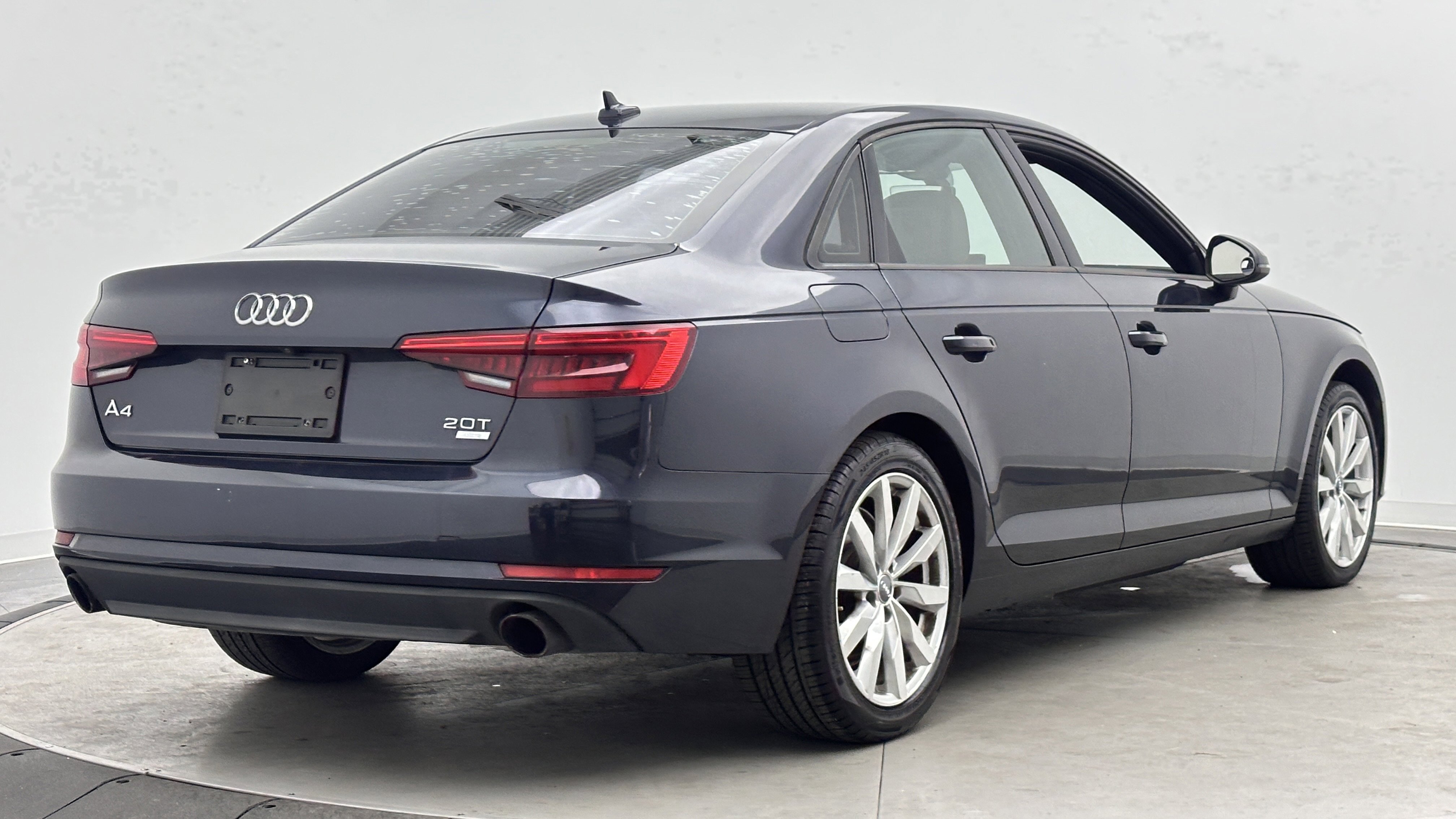Used 2017 Audi A4 2.0T Ultra Premium w/ Convenience Package FWD image 8