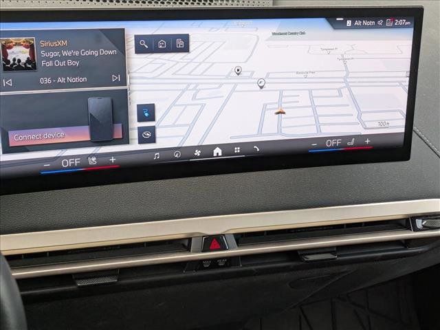 Used 2025 BMW iX xDrive50 image 10