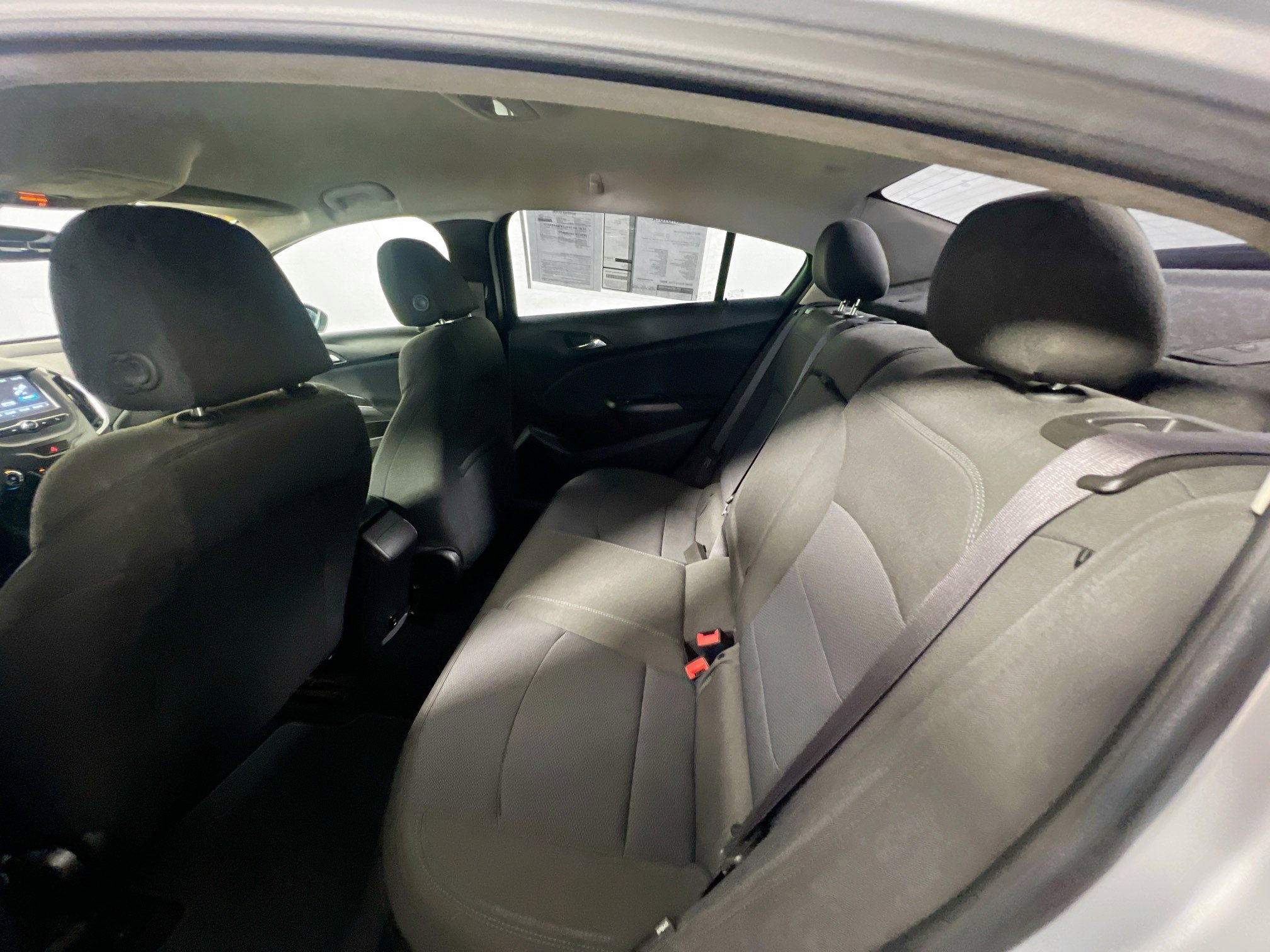 Used 2017 Chevrolet Cruze LT FWD image 27