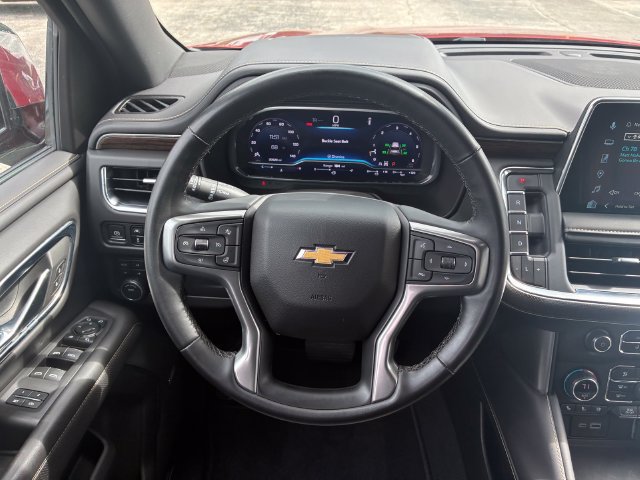 Used 2023 Chevrolet Tahoe Premier w/ Premium Package 2 AWD/4WD image 18