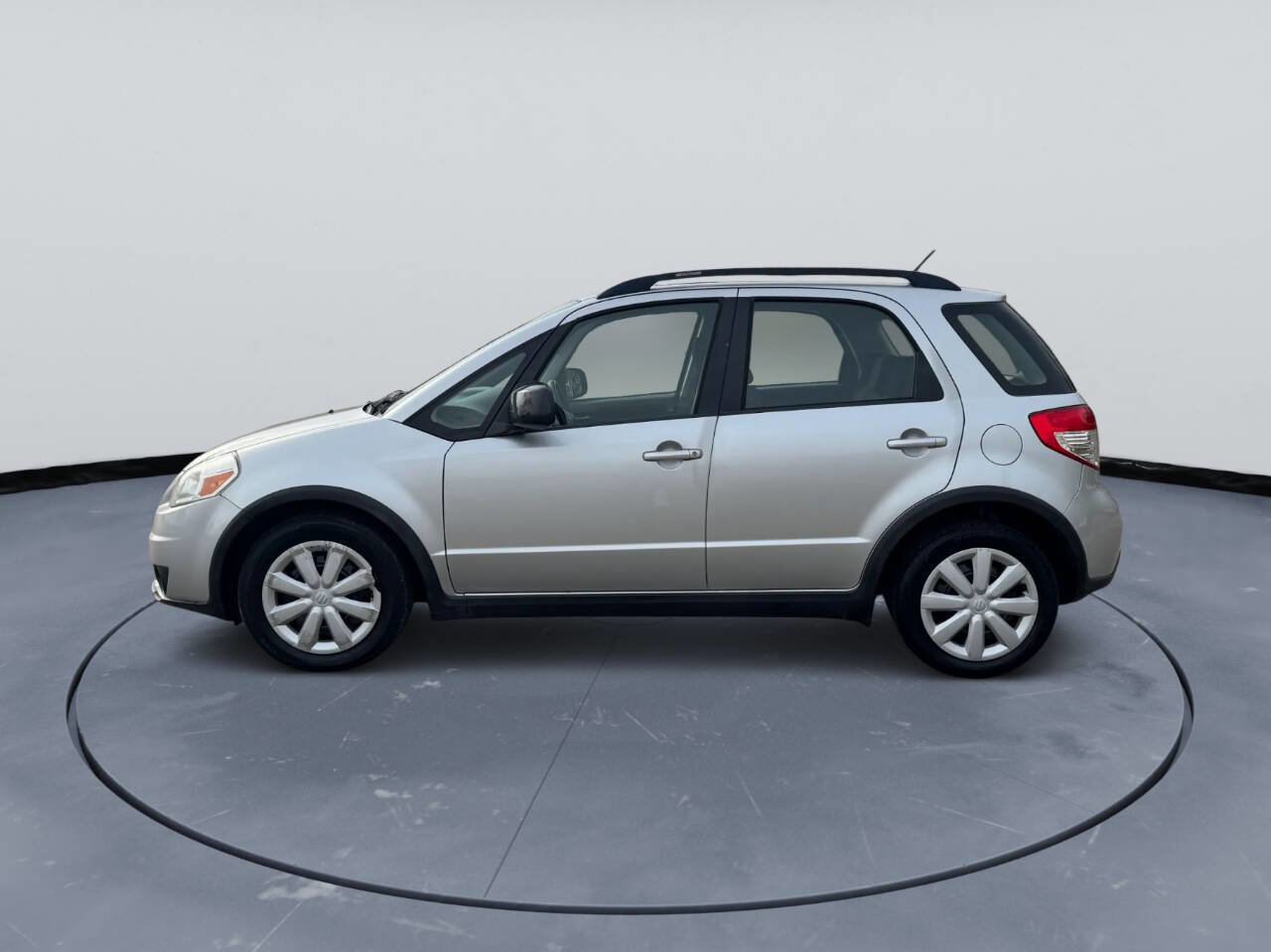 Used 2010 Suzuki SX4 Base 4dr Crossover CVT image 9
