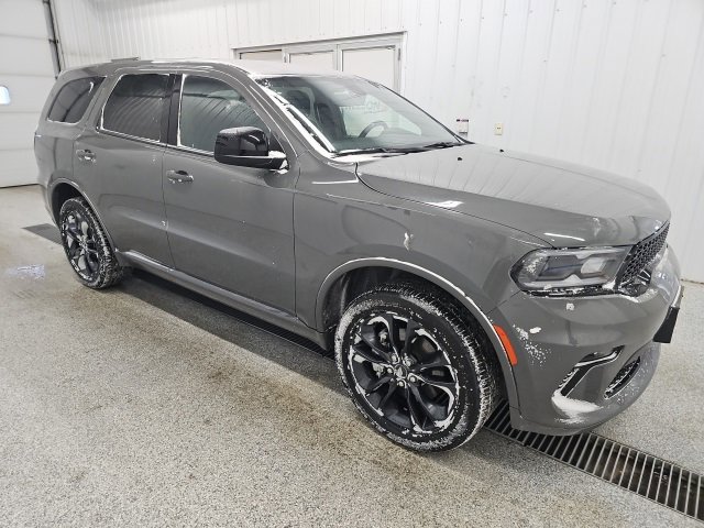 Used 2022 Dodge Durango SXT w/ Blacktop Package image 6