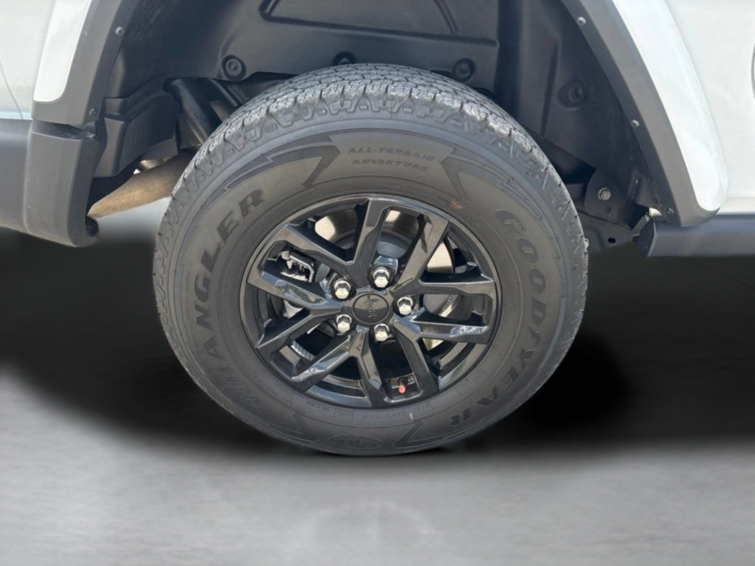 Used 2023 Jeep Wrangler Sport AWD/4WD image 37