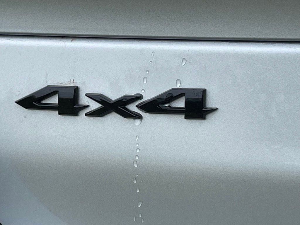 New 2025 Jeep Grand Cherokee L Altitude image 21