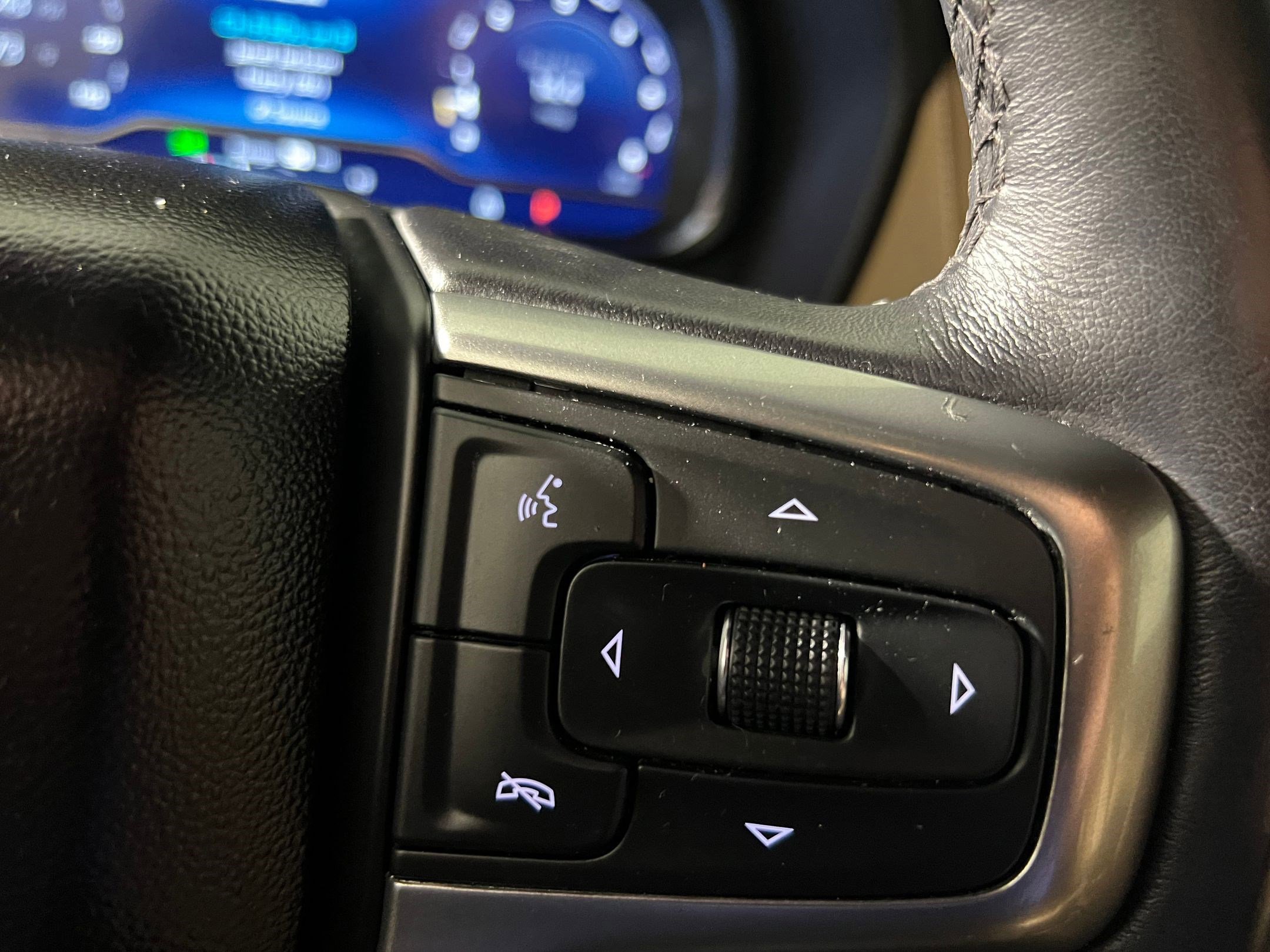 Used 2022 Chevrolet Tahoe Premier image 27