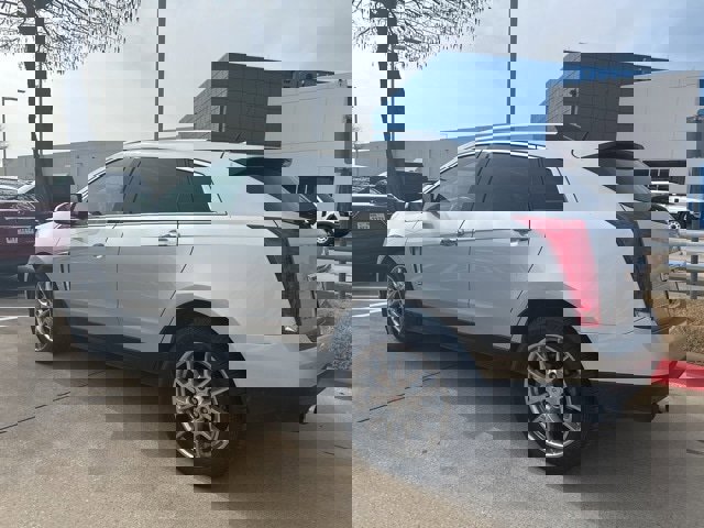 Used 2014 Cadillac SRX Performance w/ Driver Awareness Package image 5