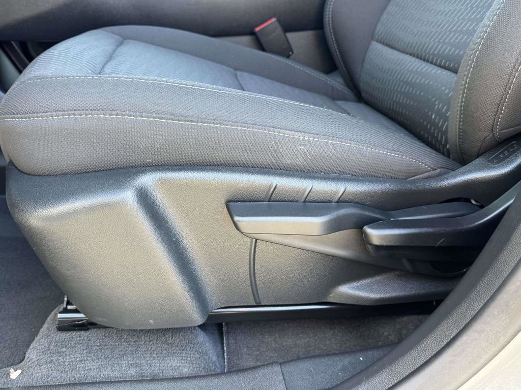 Used 2026 Chevrolet Equinox LT FWD image 20