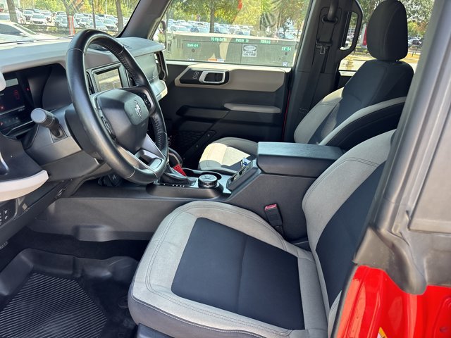 Used 2021 Ford Bronco Big Bend w/ Sasquatch Package AWD/4WD image 16