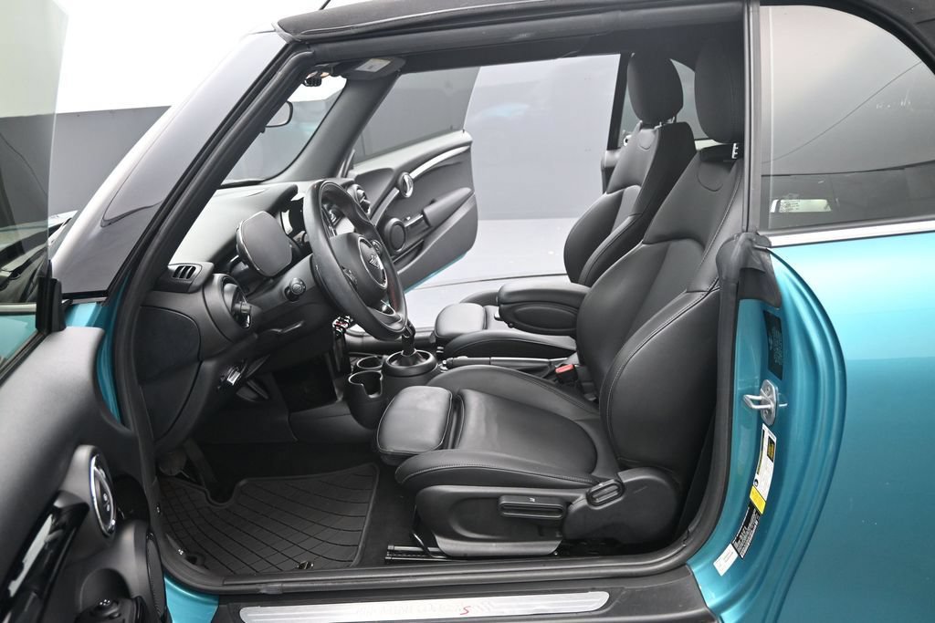 Used 2021 MINI Cooper S w/ 6.5" Touchscreen Package FWD image 5