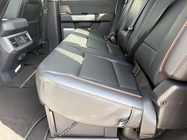 New 2026 Ford F250 Lariat w/ FX4 Off-Road Package AWD/4WD image 23