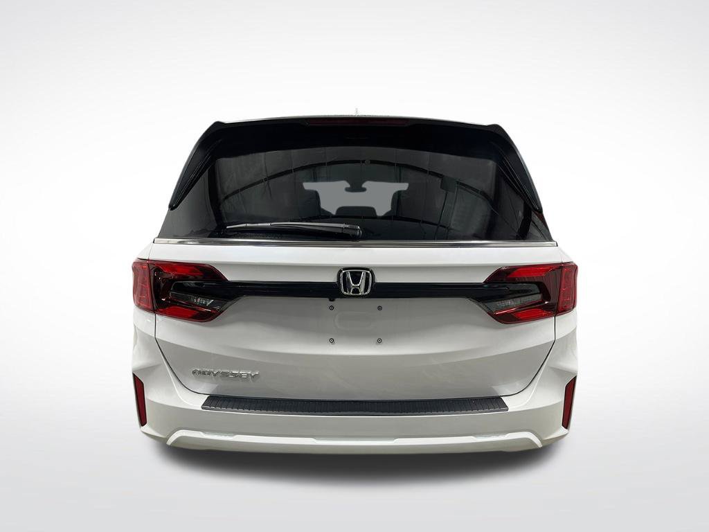 Certified 2026 Honda Odyssey EX-L image 4