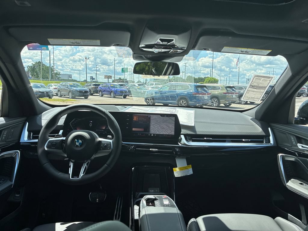 New 2026 BMW X2 xDrive28i w/ Technology Package AWD/4WD image 18