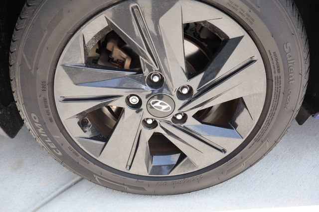 Used 2022 Hyundai Elantra SEL w/ Convenience Package FWD image 45