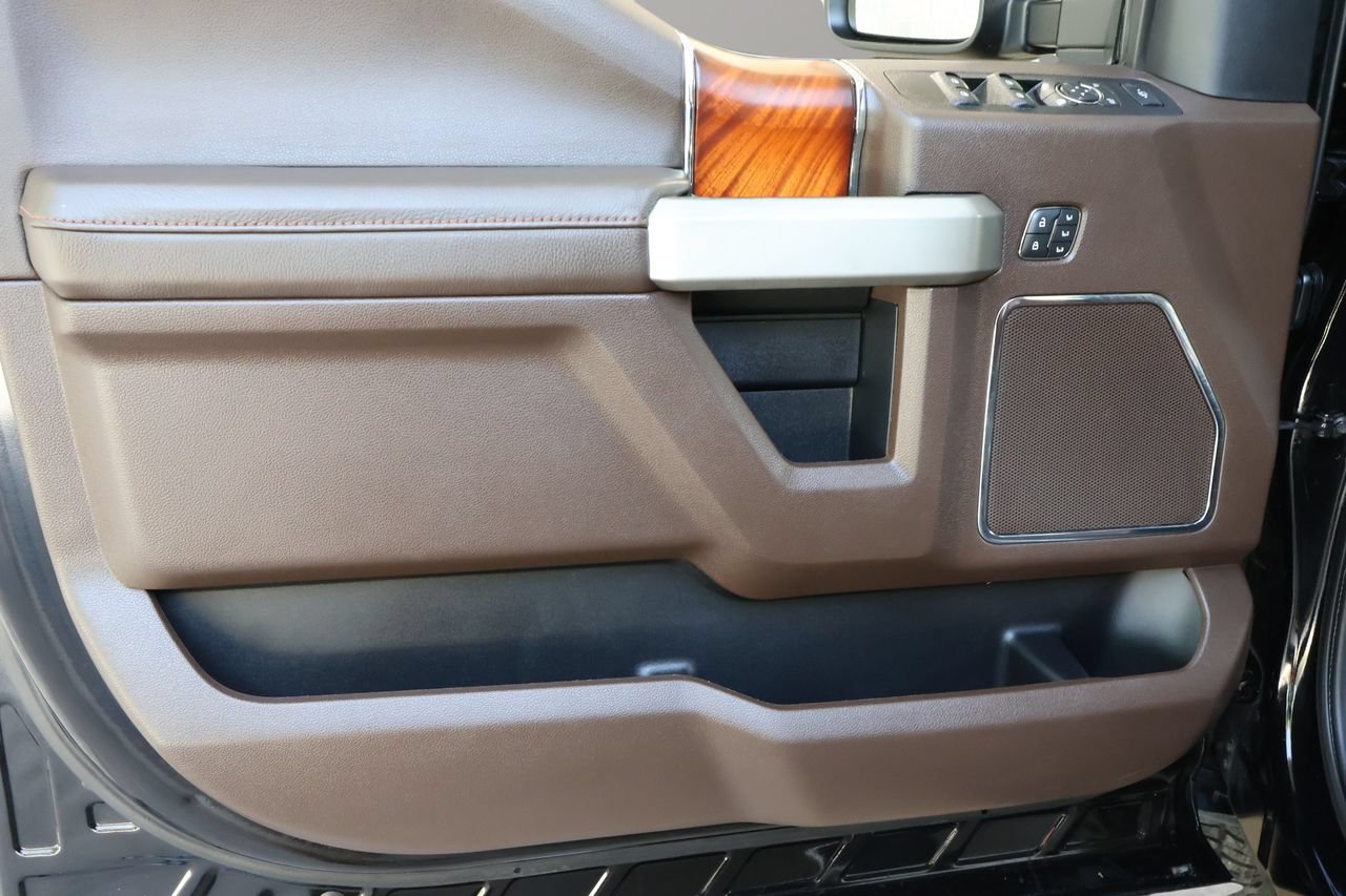 Used 2021 Ford F250 King Ranch w/ King Ranch Ultimate Package AWD/4WD image 11