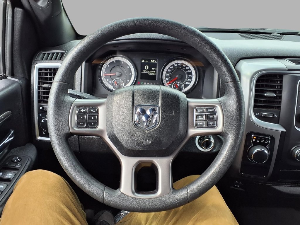 Used 2024 RAM 1500 Warlock RWD image 15