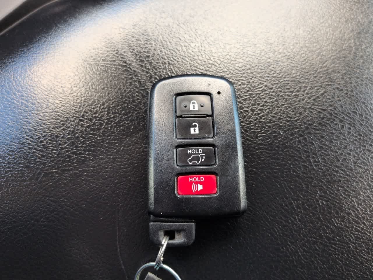 Used 2020 Toyota Sequoia TRD Pro AWD/4WD image 31