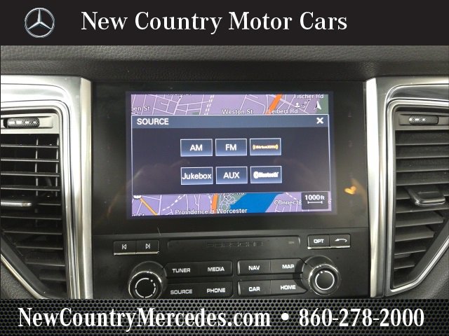 Used 2018 Porsche Macan image 26