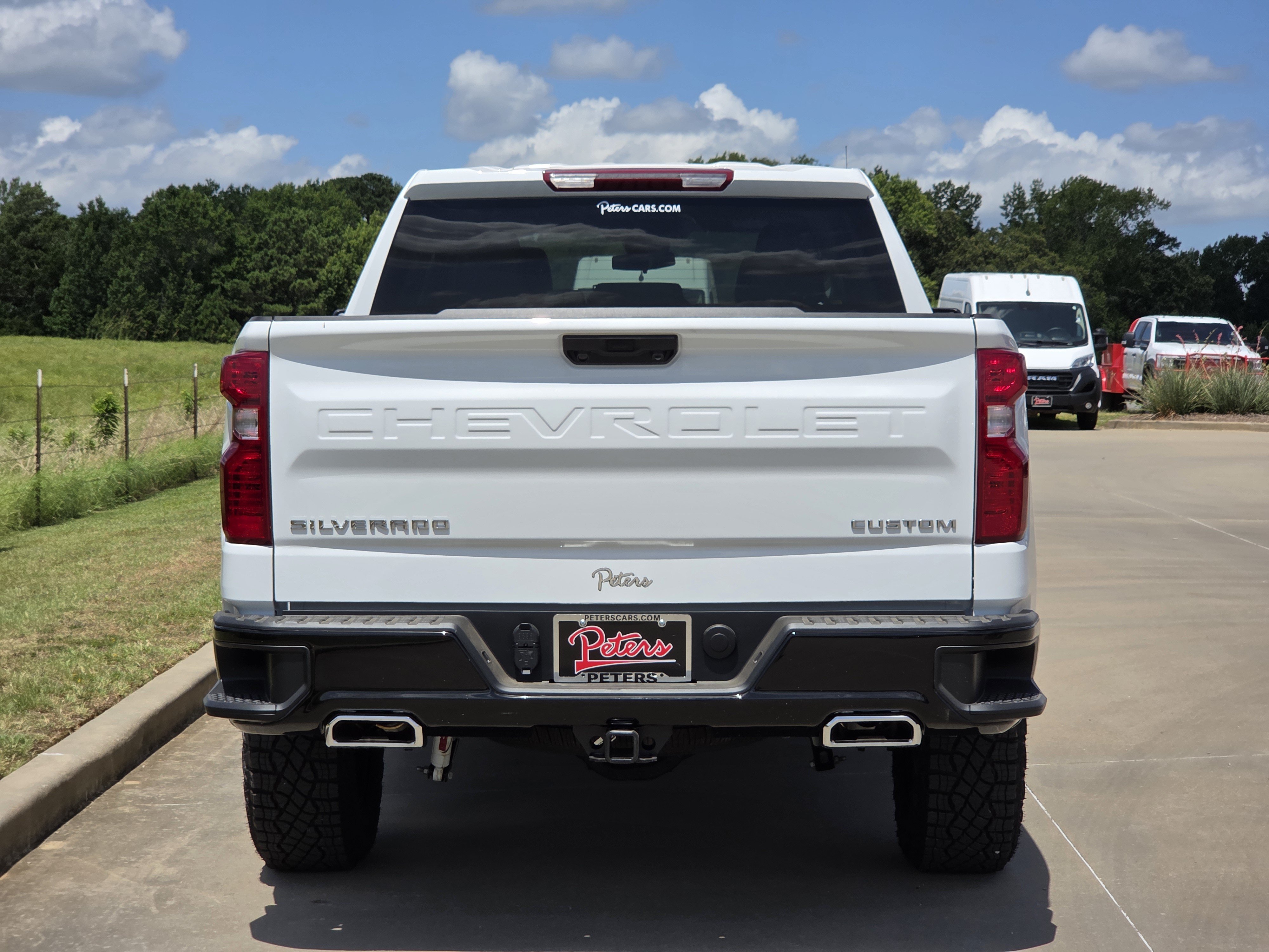 New 2026 Chevrolet Silverado 1500 Custom Trail Boss AWD/4WD image 4