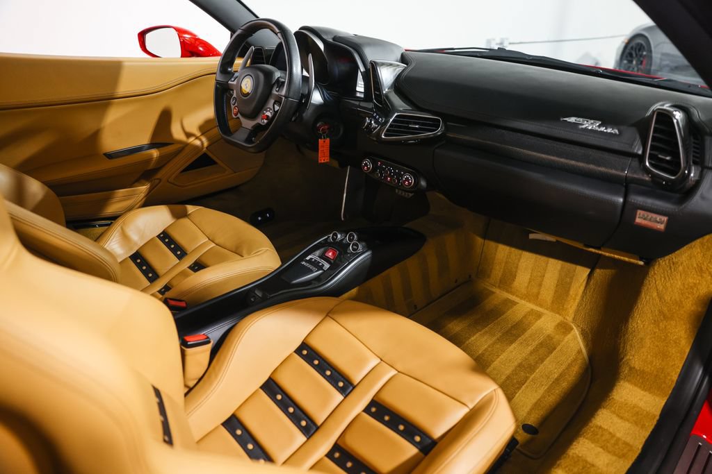 Used 2010 Ferrari 458 Italia Coupe RWD image 25