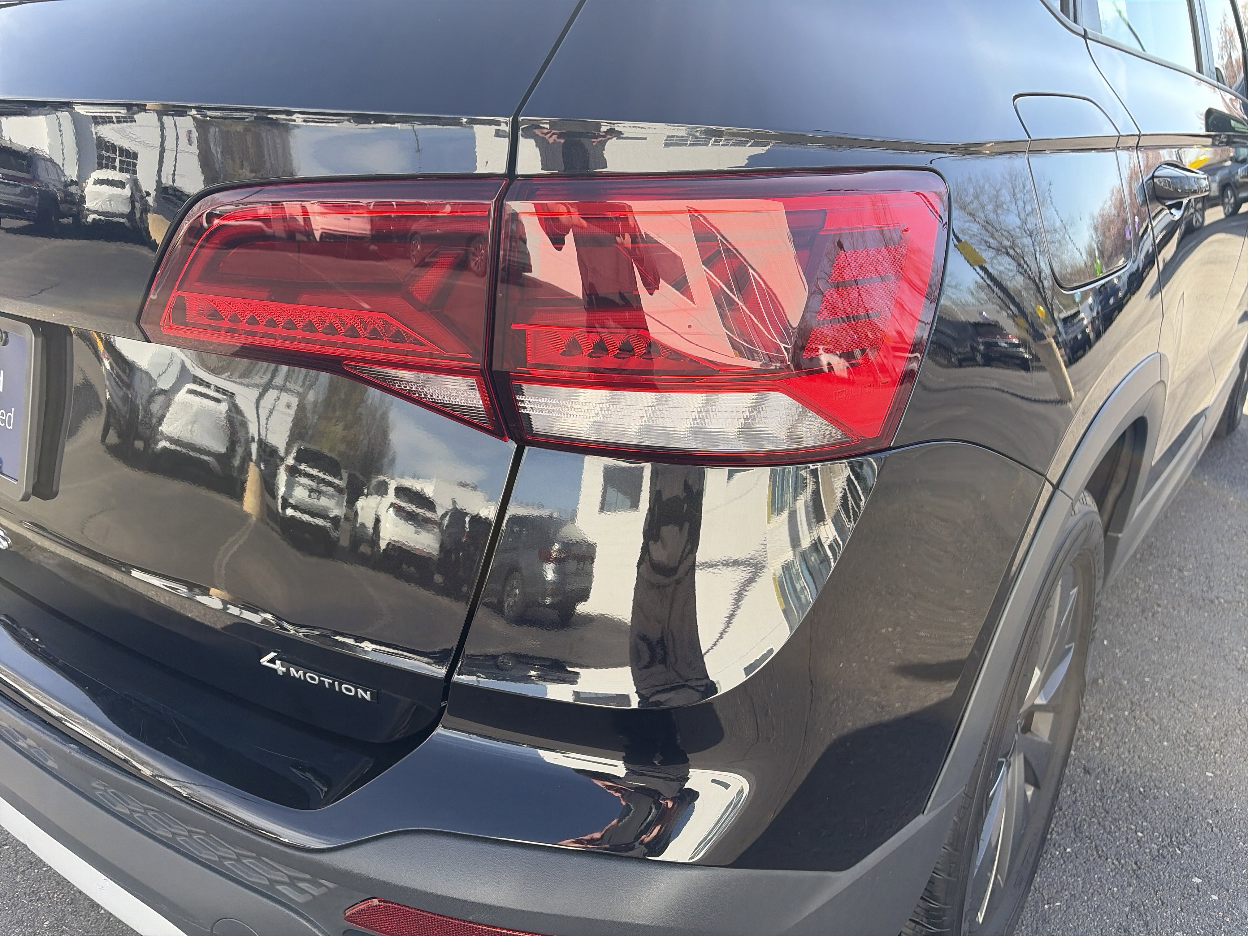 Certified 2022 Volkswagen Taos S image 22