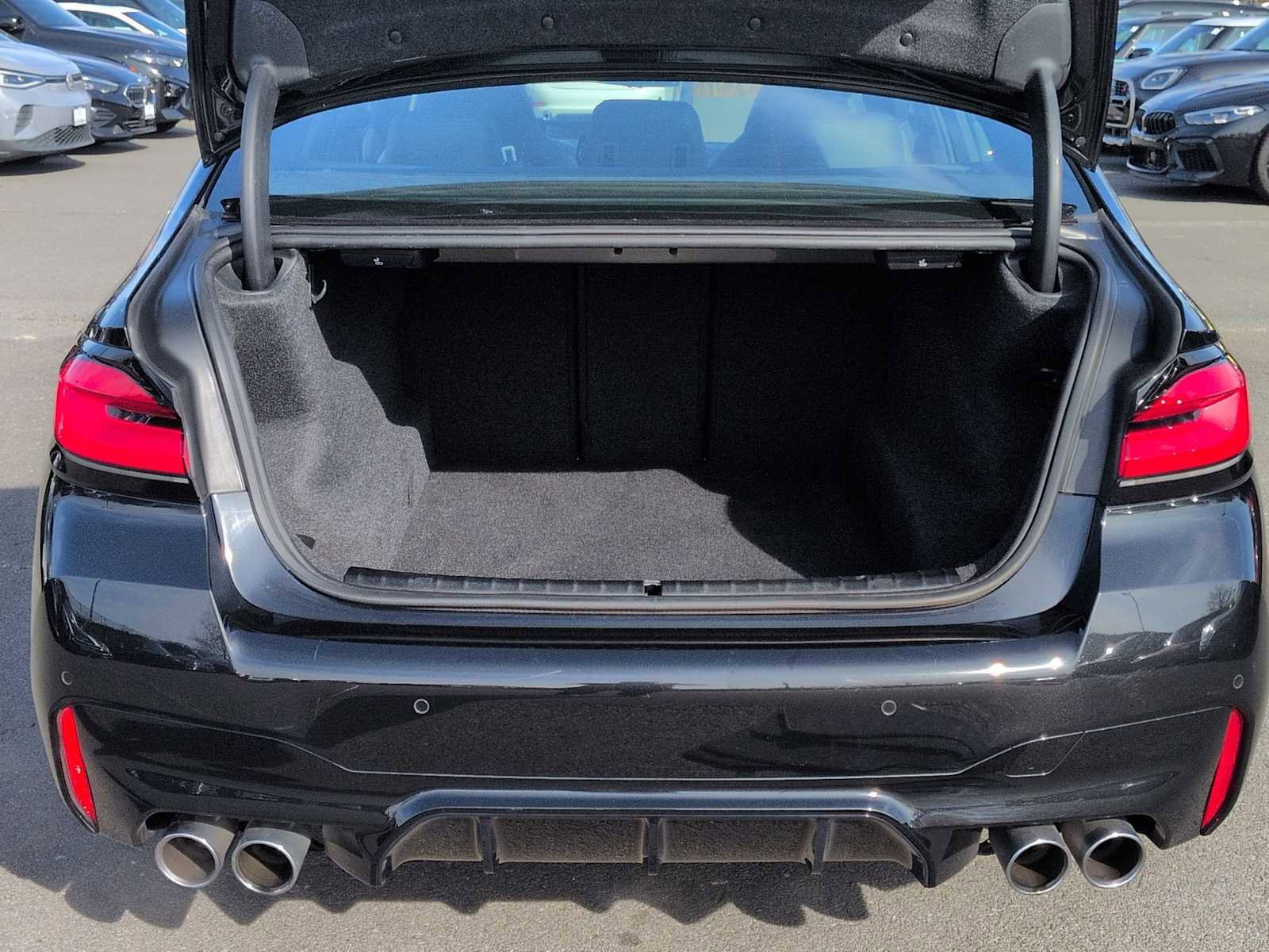 Used 2023 BMW M5 w/ Executive Package image 34