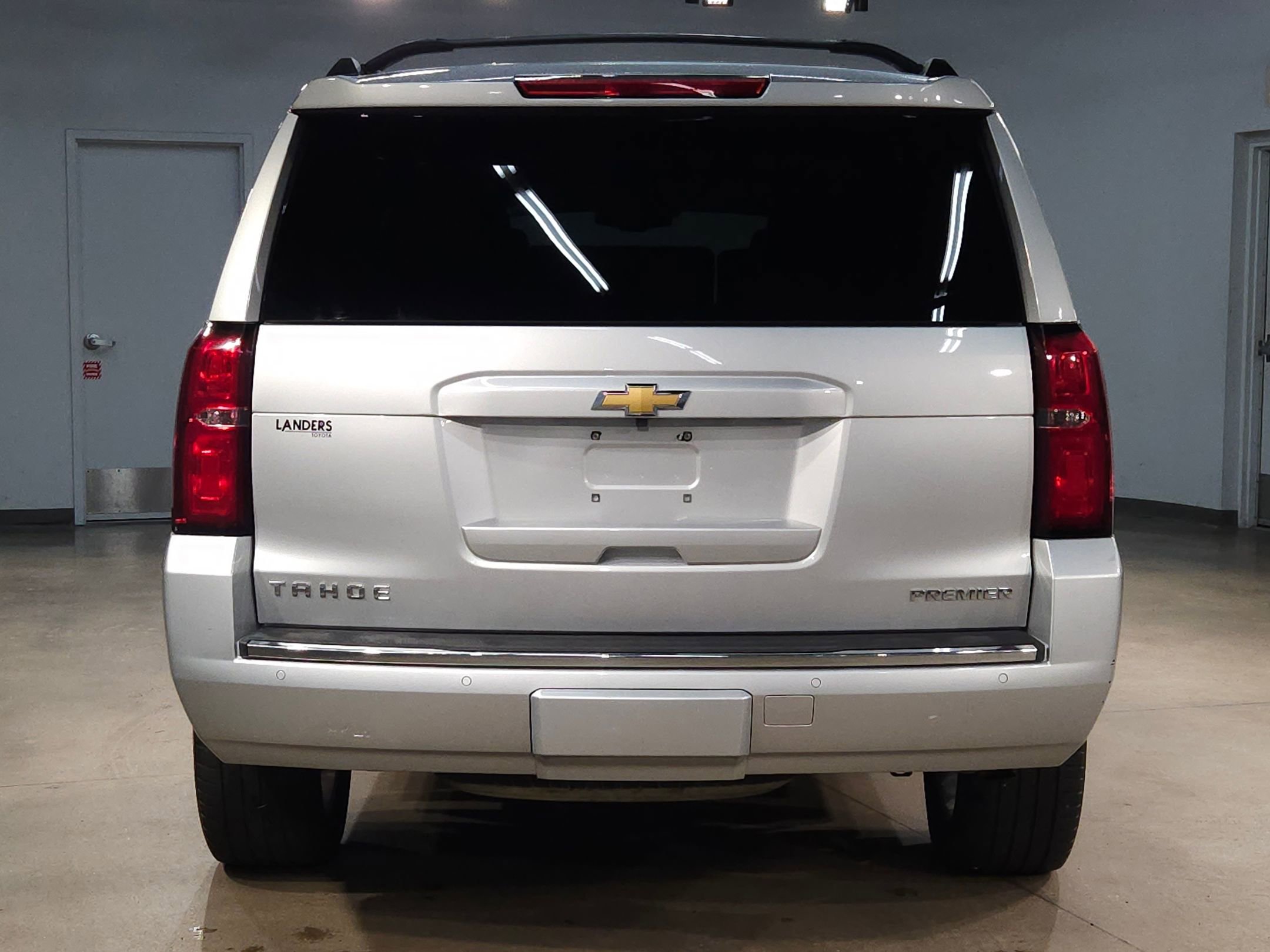 Used 2019 Chevrolet Tahoe Premier AWD/4WD image 6