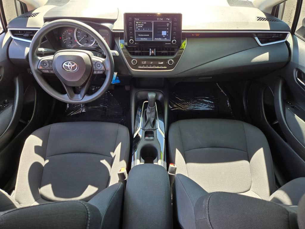 Used 2022 Toyota Corolla LE FWD image 15