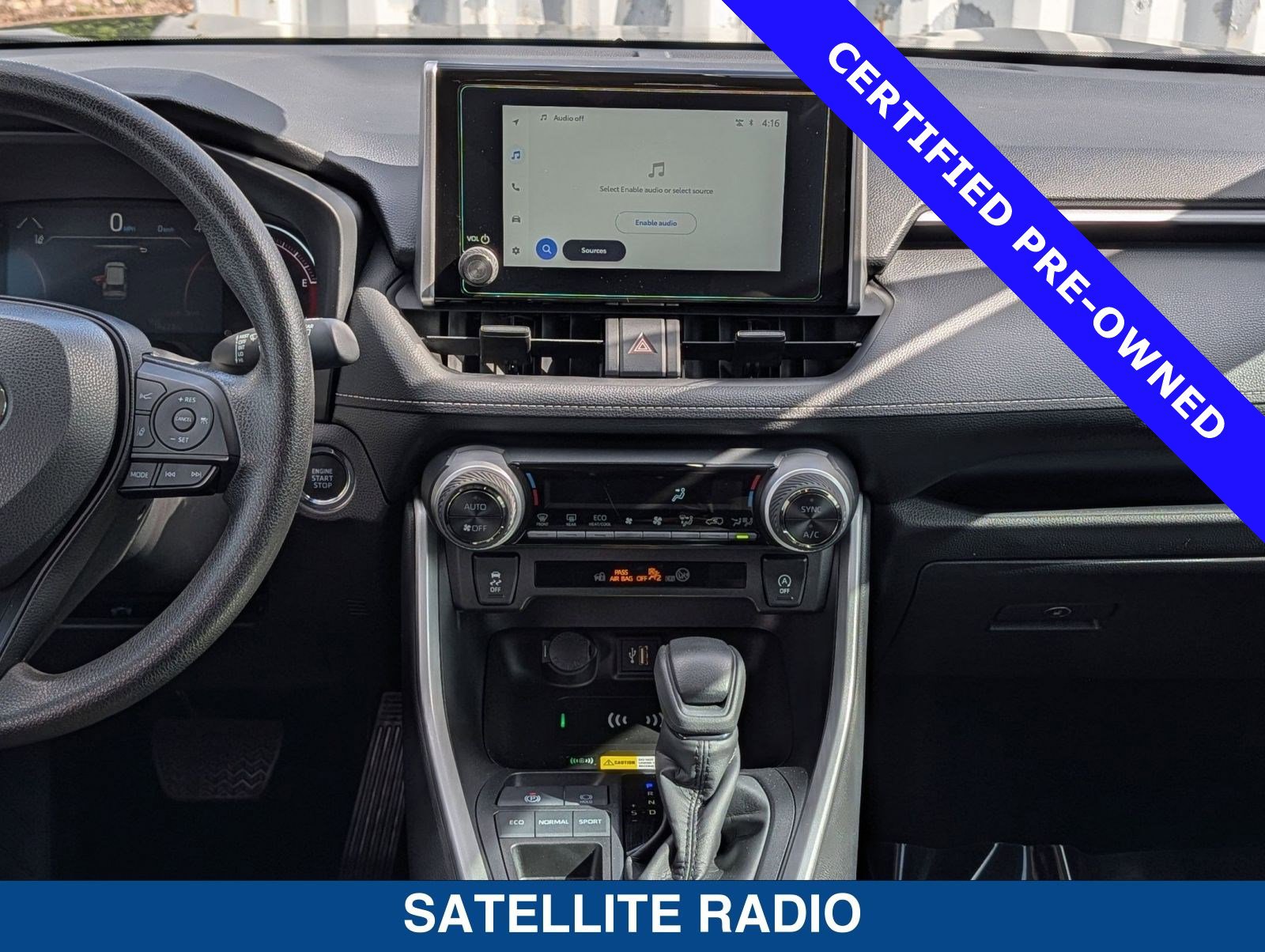 Used 2025 Toyota RAV4 XLE image 18