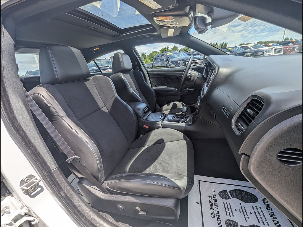 Used 2023 Dodge Charger R/T w/ Plus Group RWD image 23