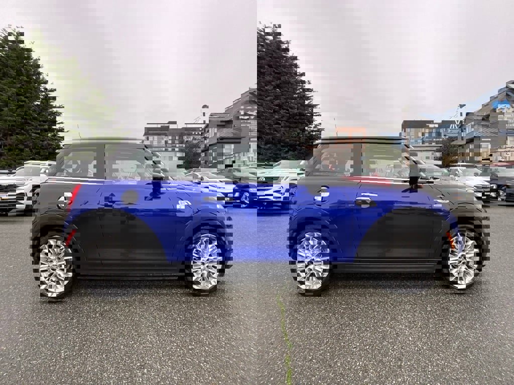 Used 2020 MINI Cooper S w/ Premium Package image 9