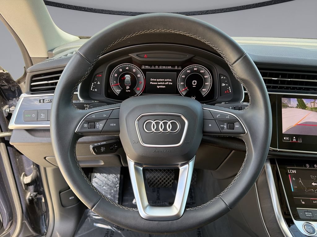 Used 2025 Audi Q8 Premium AWD/4WD image 21