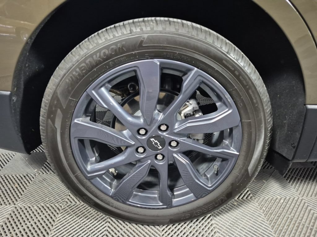 Certified 2024 Chevrolet Equinox RS w/ RS Leather Package FWD image 28