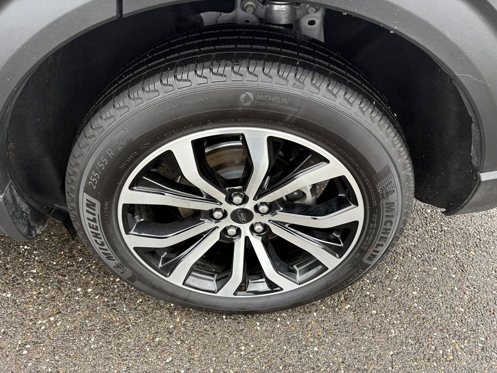 Used 2025 Ford Explorer ST-Line image 13