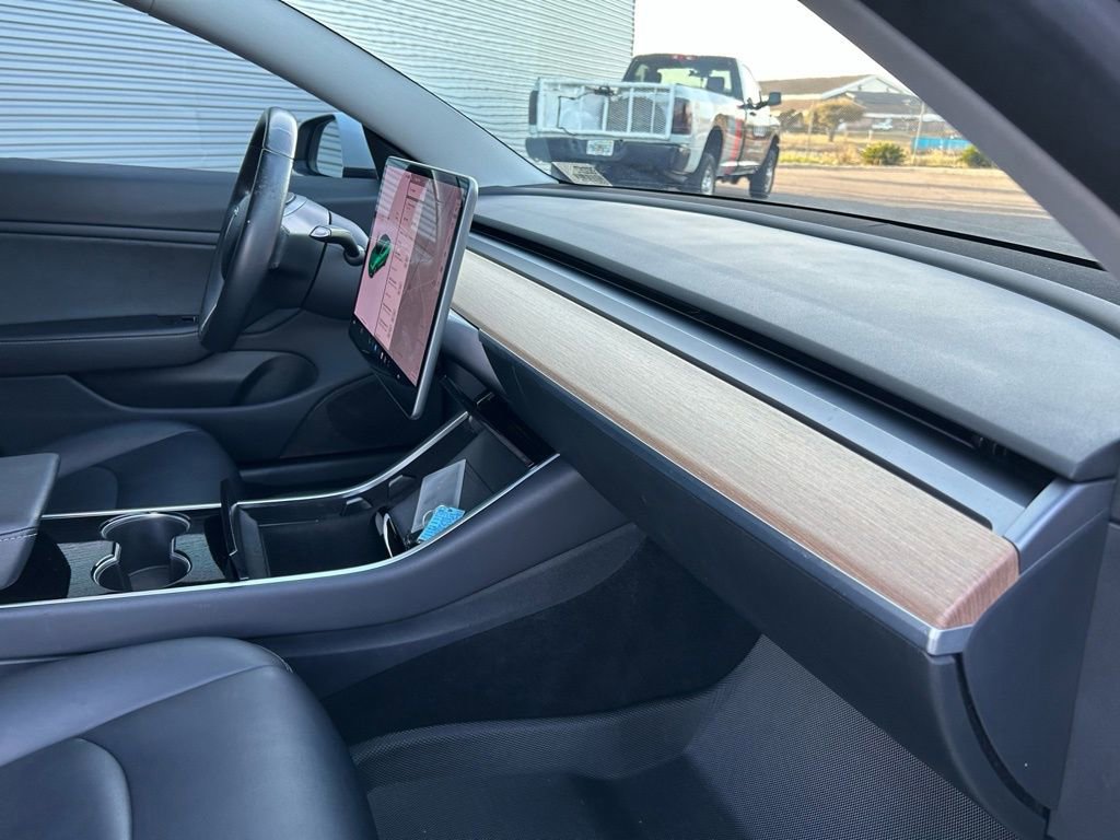 Used 2018 Tesla Model 3 image 42