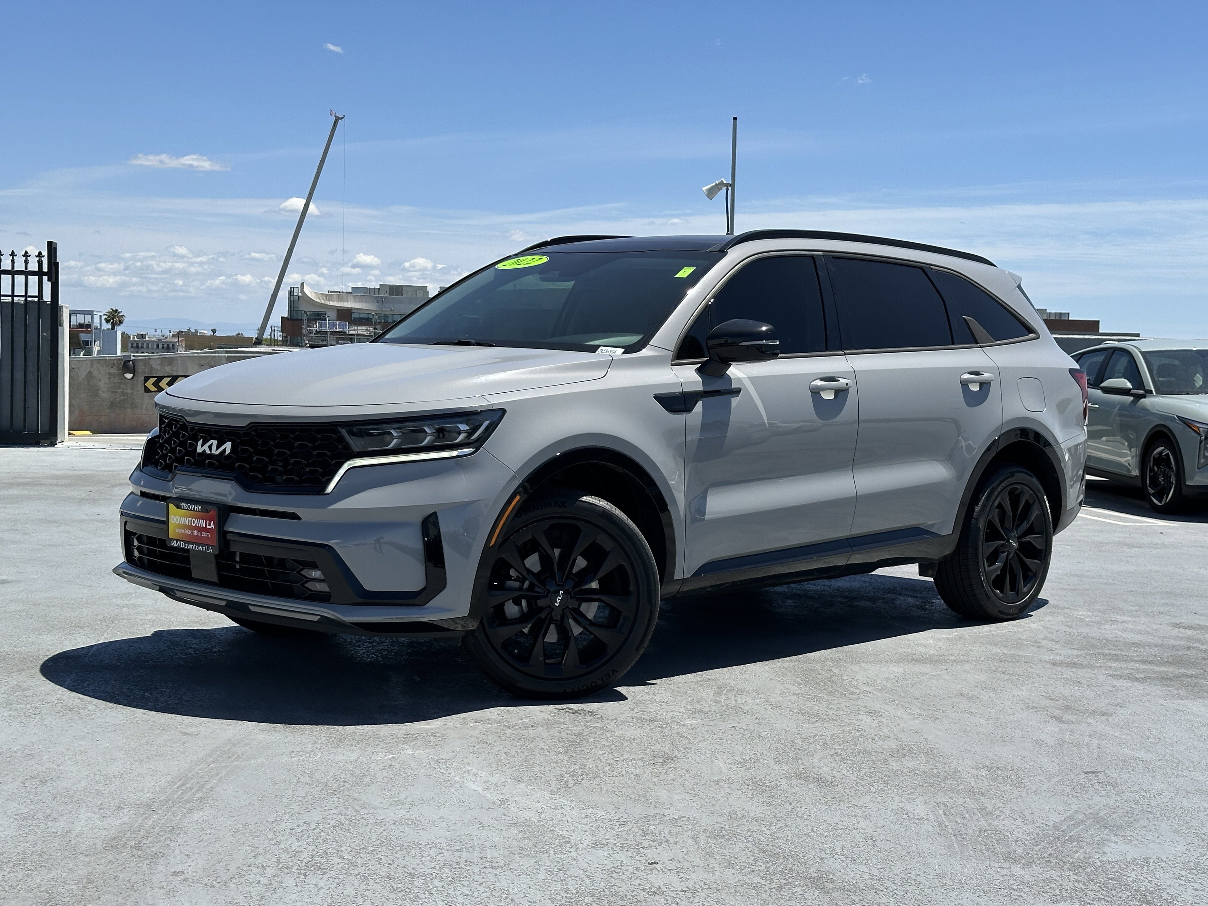Certified 2022 Kia Sorento SX AWD/4WD image 2