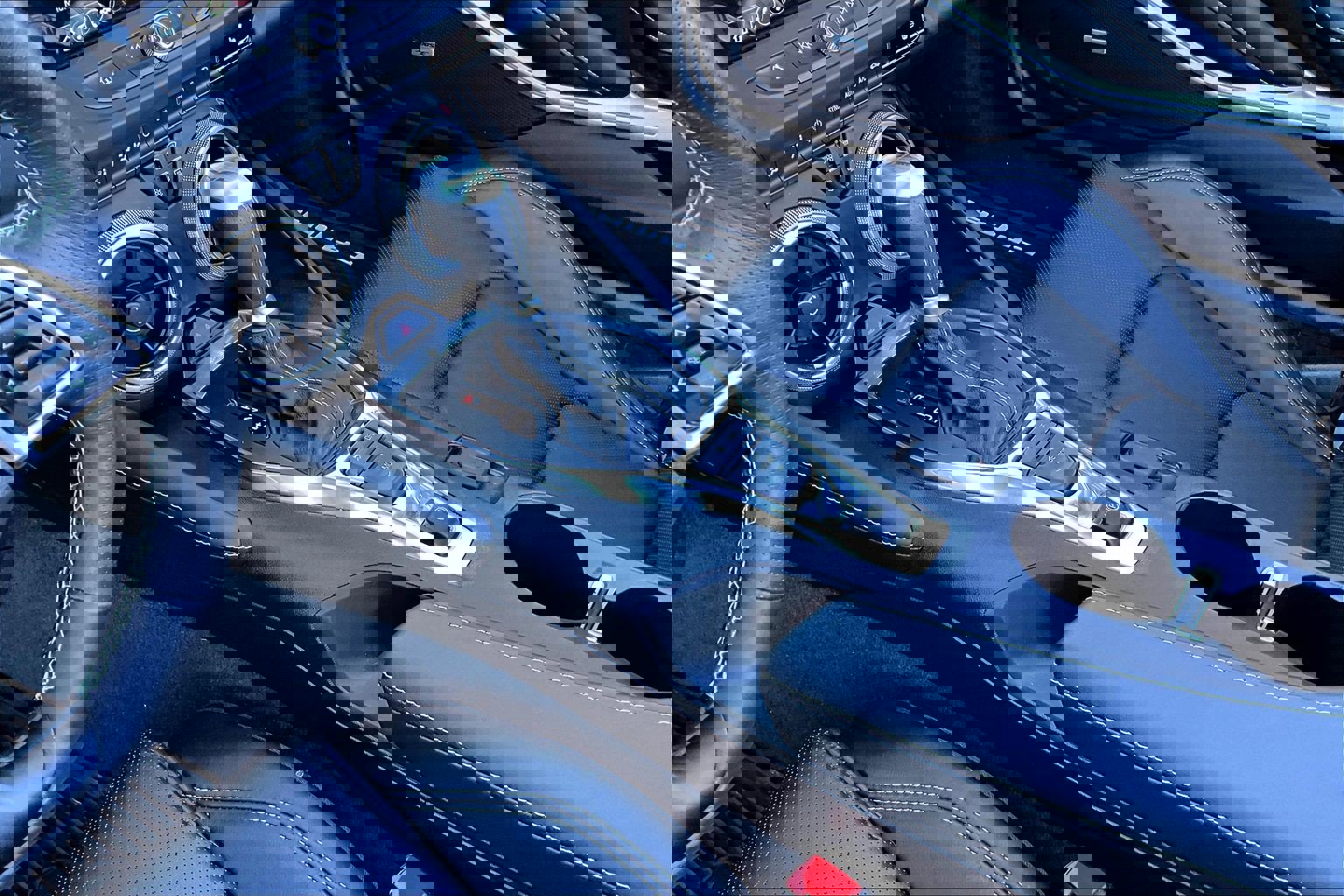 Used 2023 Chevrolet Camaro LT w/ RS Package image 10