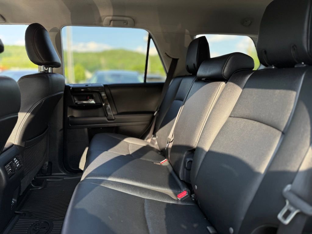 Used 2020 Toyota 4Runner Venture image 8