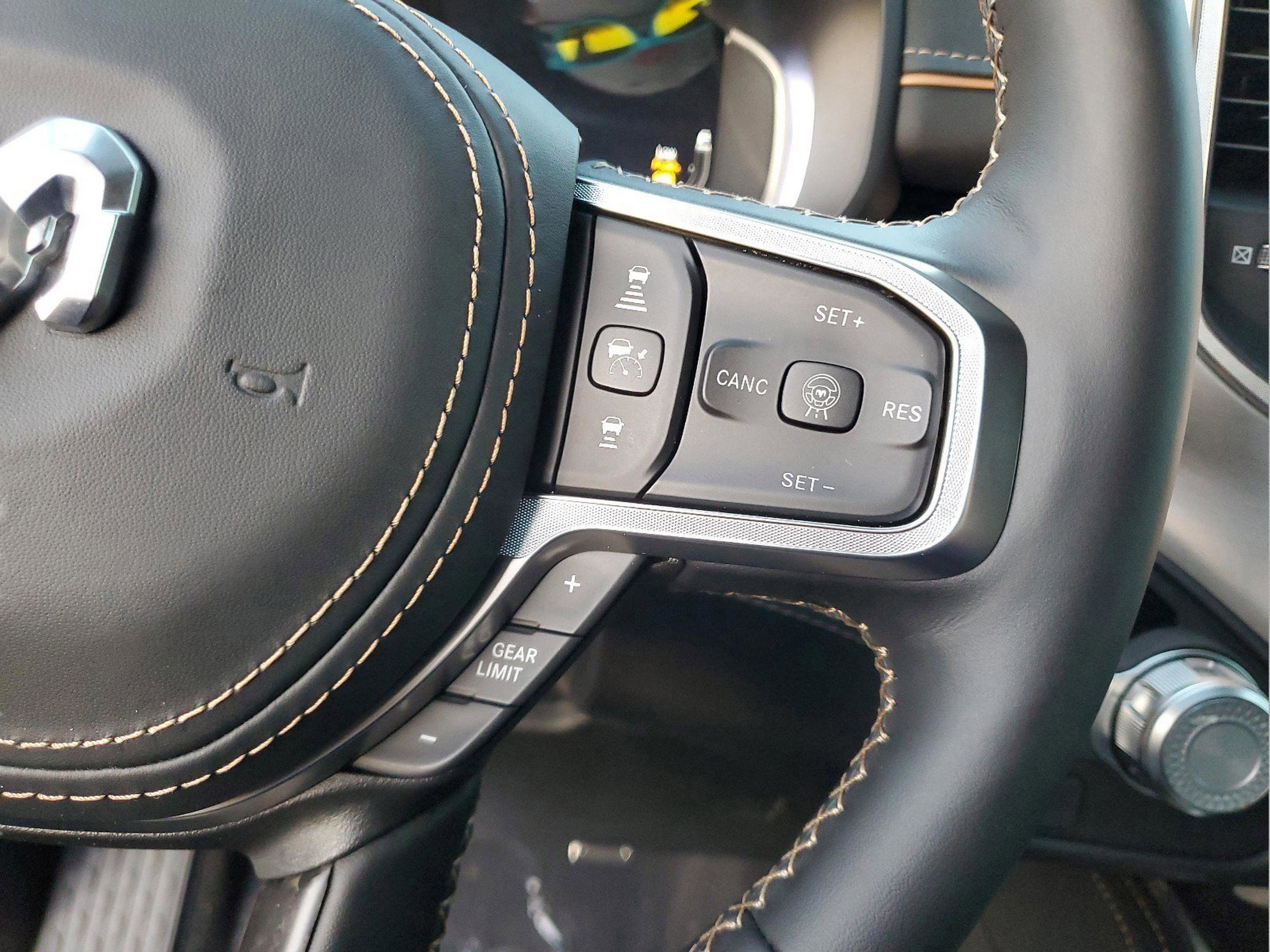 New 2026 RAM 1500 Tungsten w/ Trailer Tow Group image 18