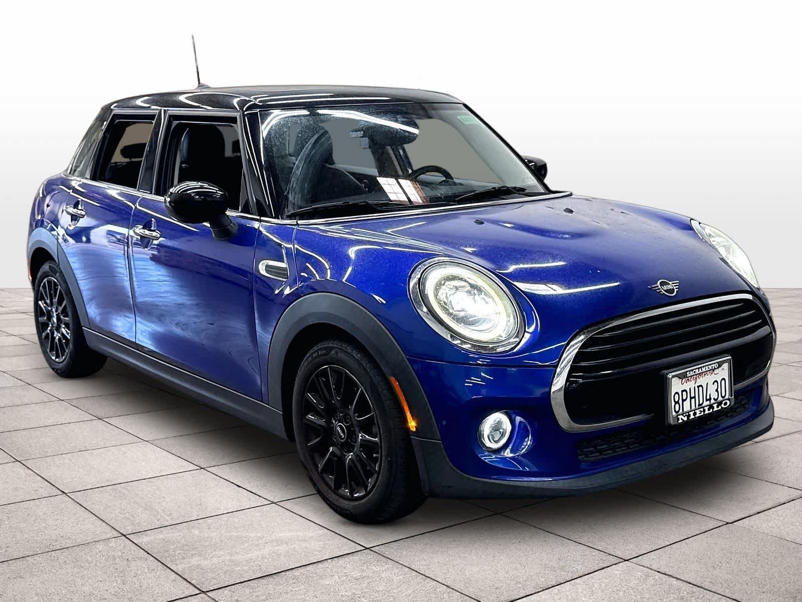 Used 2020 MINI Cooper 4-Door Hardtop FWD image 2