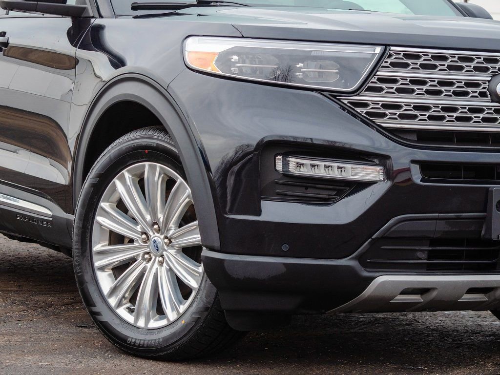 Used 2023 Ford Explorer Limited image 15