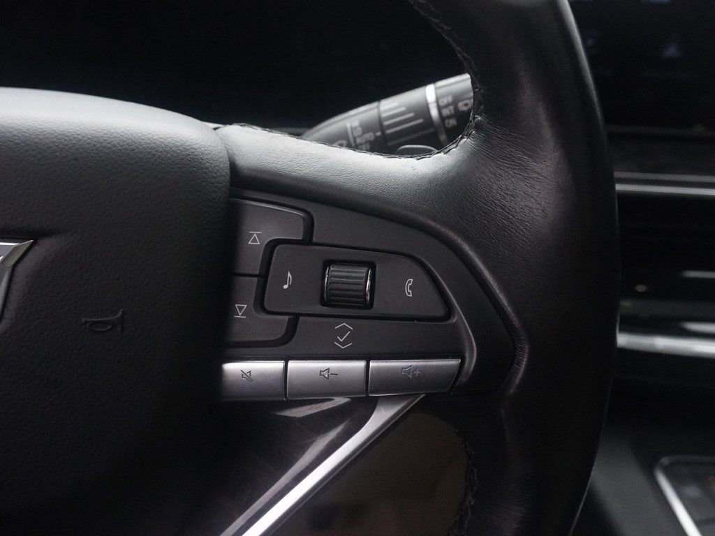 Used 2021 Cadillac Escalade ESV Premium Luxury image 46