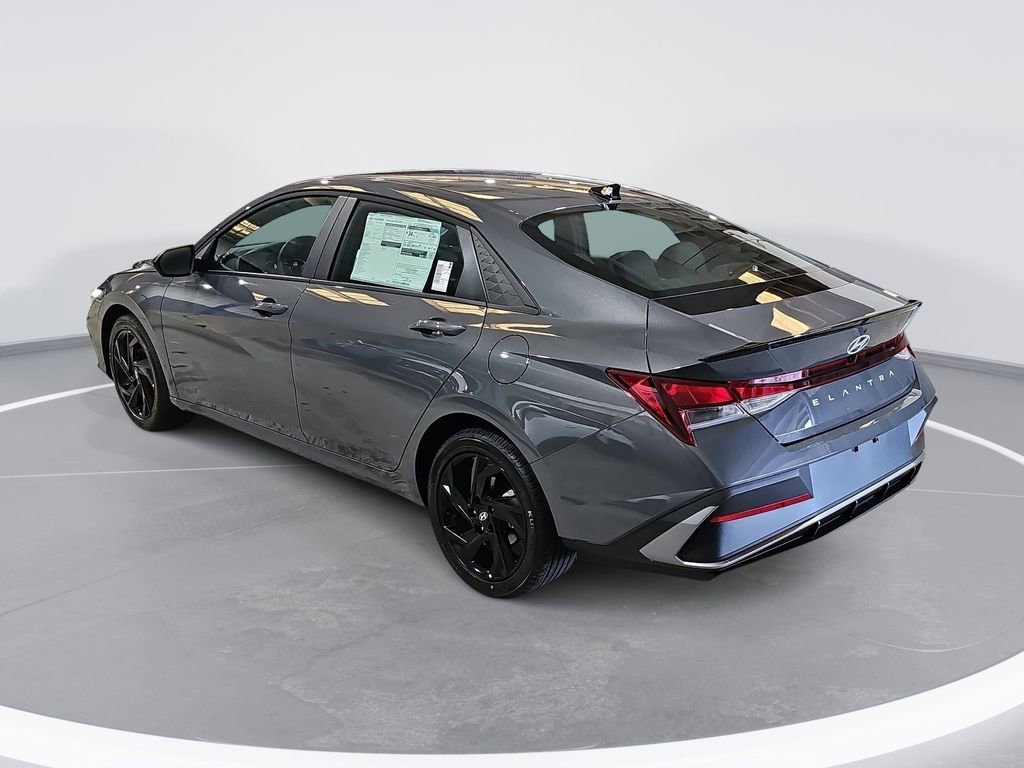 New 2026 Hyundai Elantra Sport FWD image 7