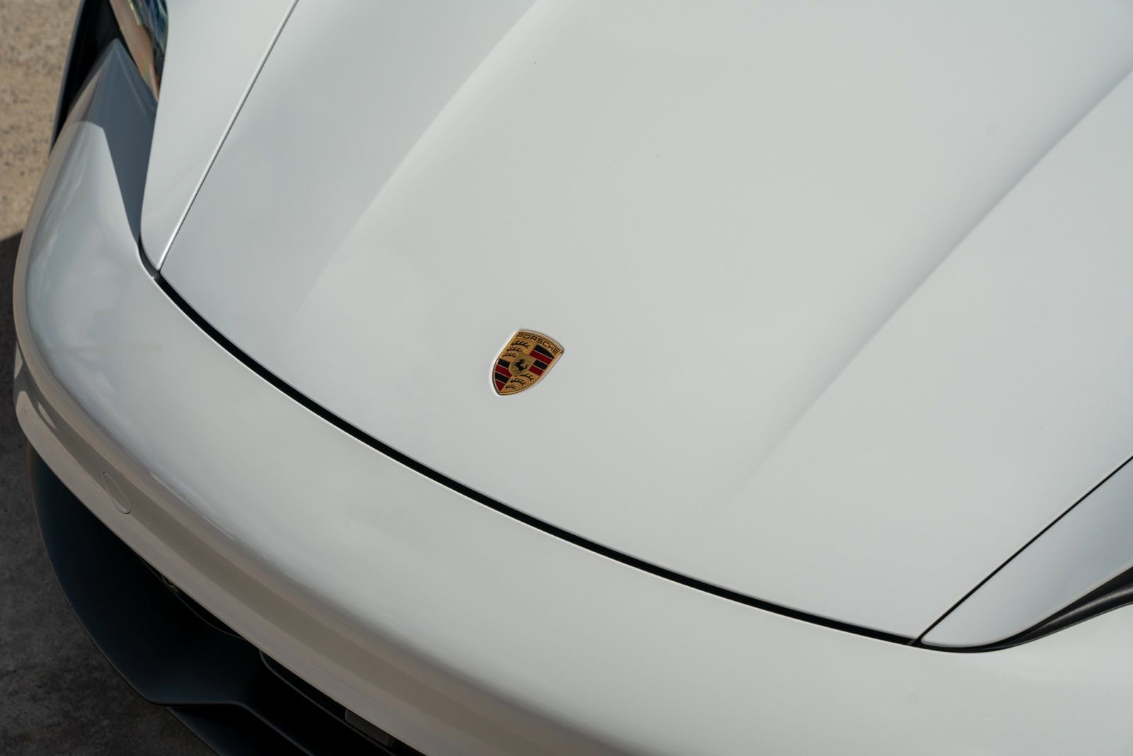 Used 2021 Porsche Taycan 4S image 3