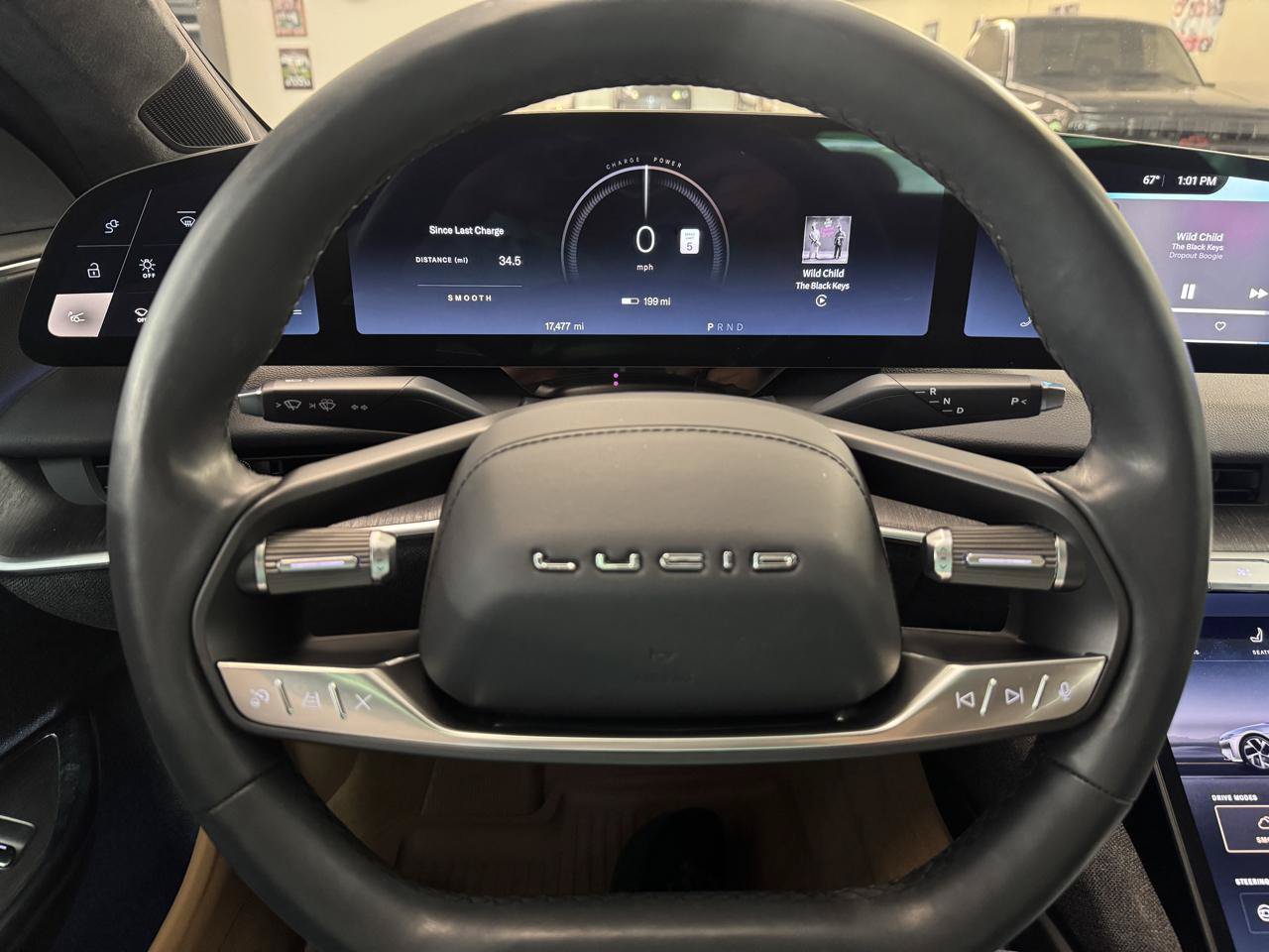 Used 2025 Lucid Air Touring AWD/4WD image 11